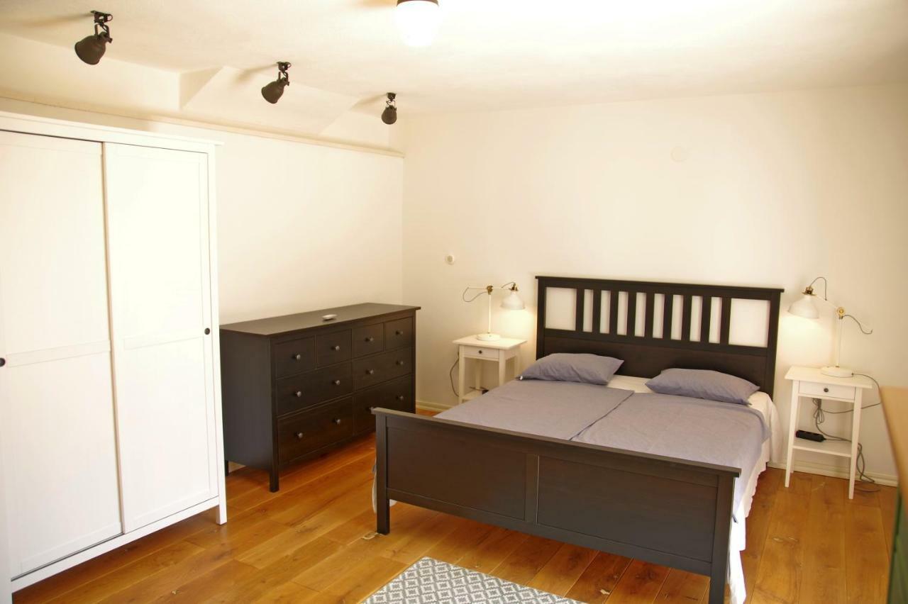 Holiday Home Nevista Сумартін Екстер'єр фото