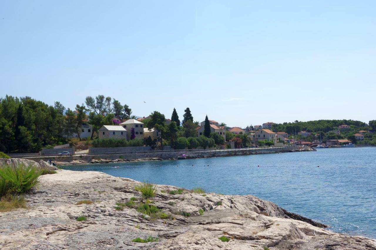 Holiday Home Nevista Сумартін Екстер'єр фото