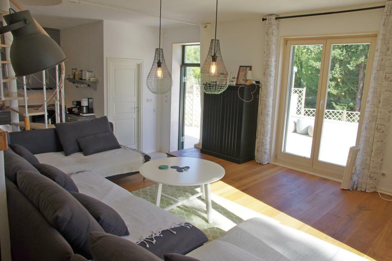 Holiday Home Nevista Сумартін Екстер'єр фото
